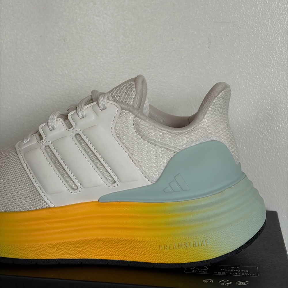 Adidas Ultradream Bold Running Shoes - Cloud White/Yellow Gradient - Women's 6.5 - Picture 6 of 14